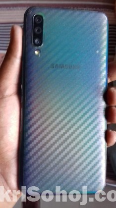 Samsung galaxy A50 (black)